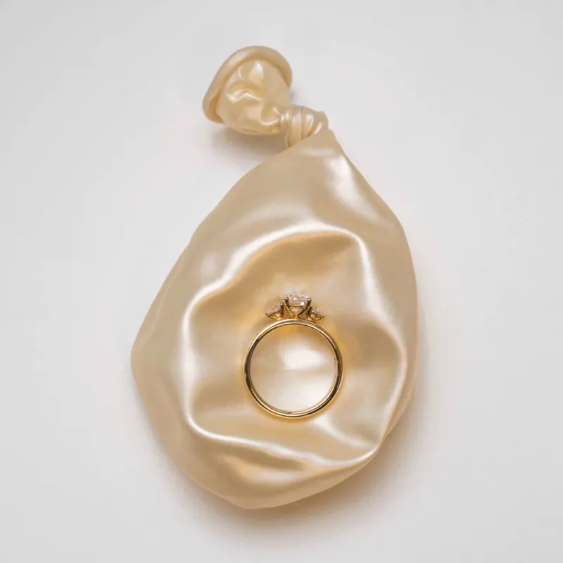 Ring PRINCESS 585 gull med LAB grown diamanter 0,95ct VS1