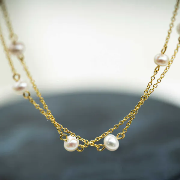 Hovedbilde Ylva armbånd i sølv, ferskvannsperler 16 + 3 cm