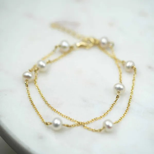 Hovedbilde Ylva armbånd i sølv, ferskvannsperler 16 + 3 cm