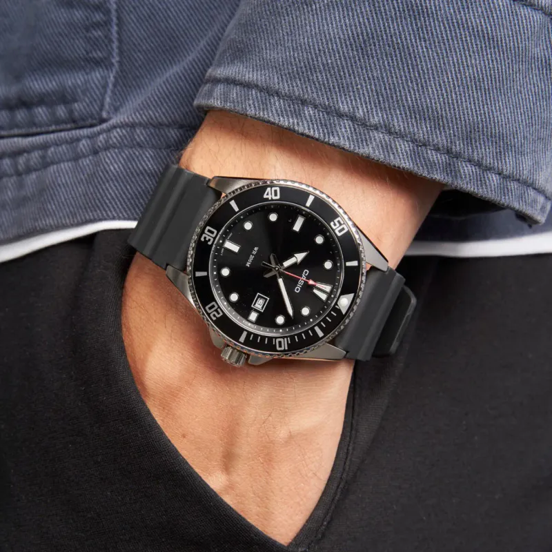 Casio Timeless Ø50mm 200m' MDV-107-1A1VEF