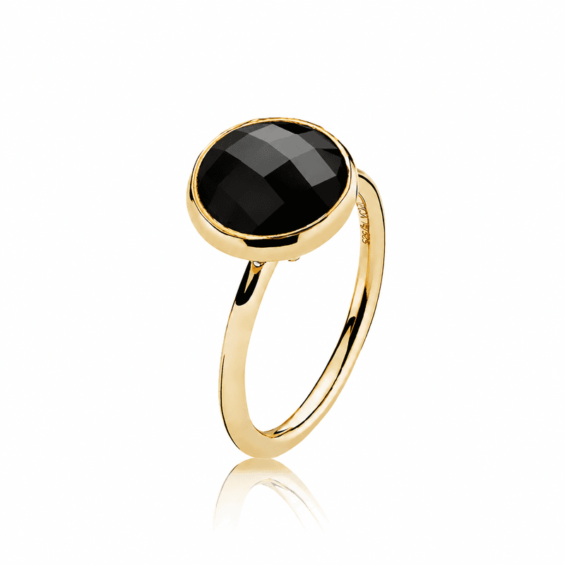 Ring i forgylt sølv med sort onyx, str.56